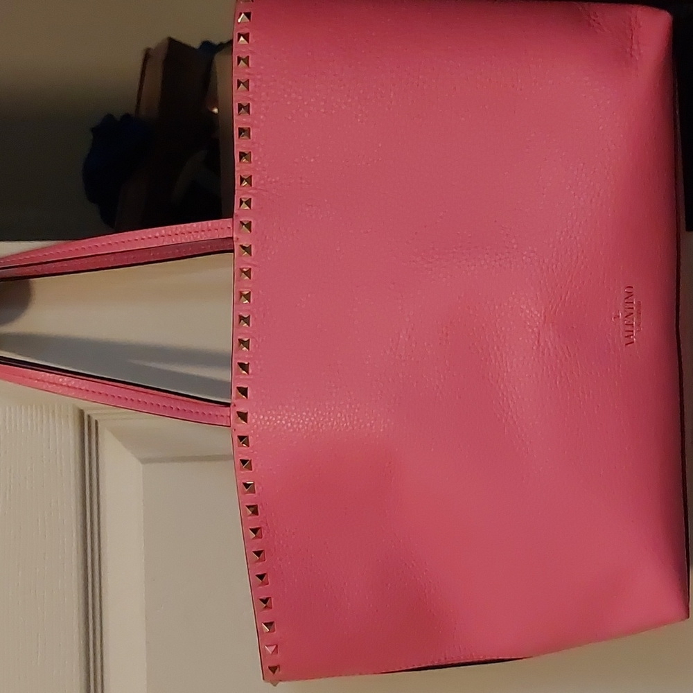 Pink Valentino tote